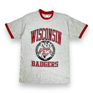 Vintage Wisconsin Badgers College Football T-Shirt