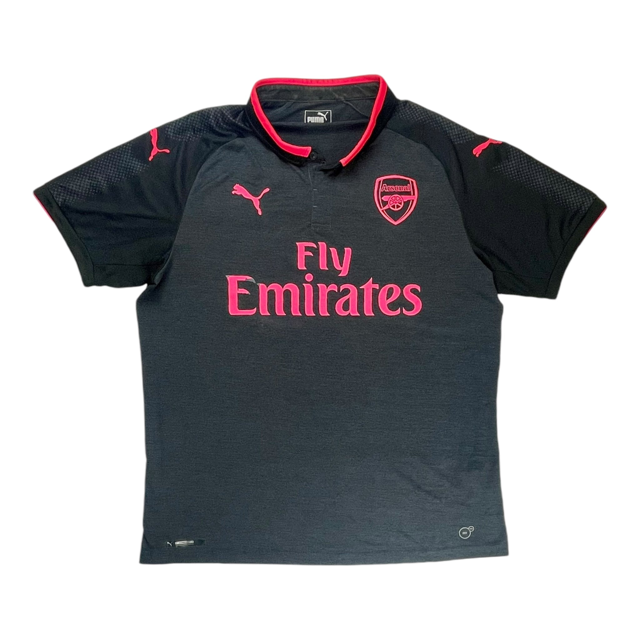 Vintage 17/18 Arsenal Third Jersey.