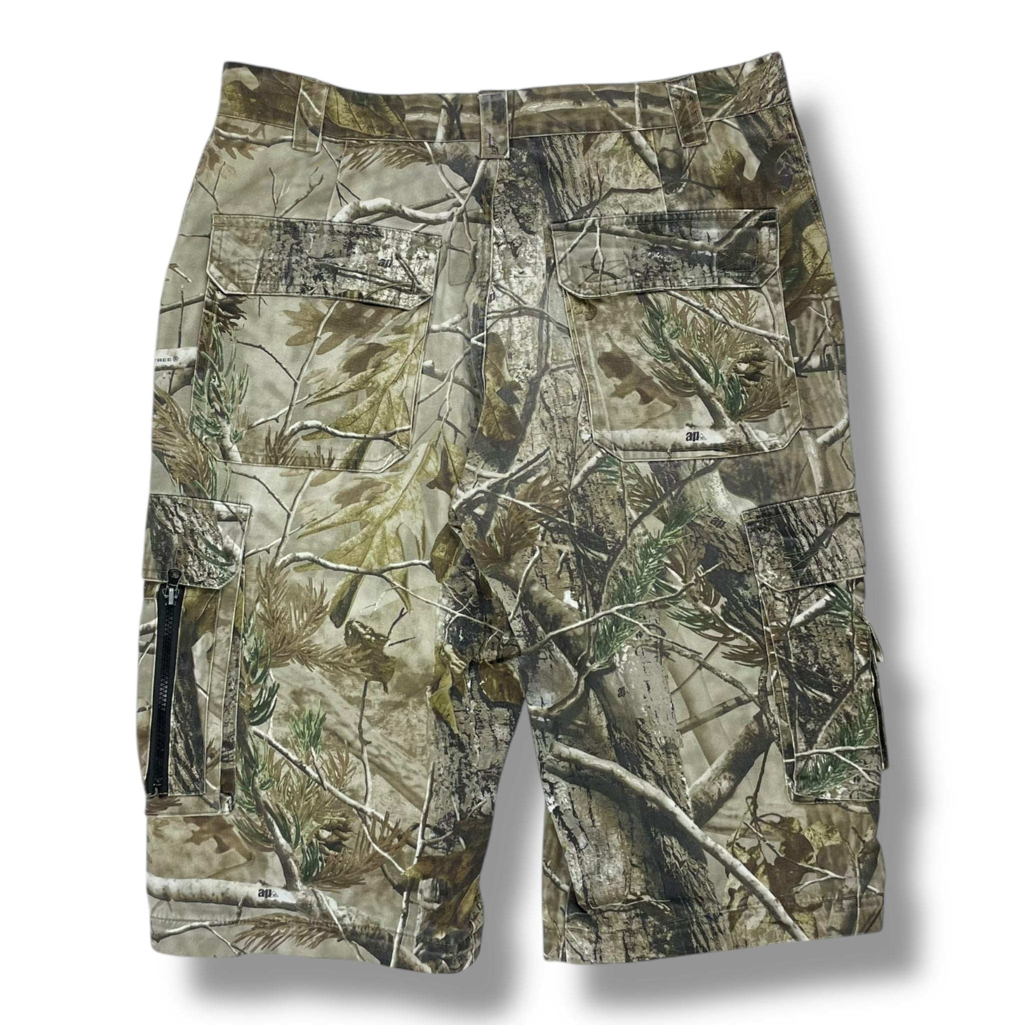 Vintage Realtree Camo Shorts