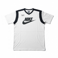 Vintage Nike V-neck T-shirt