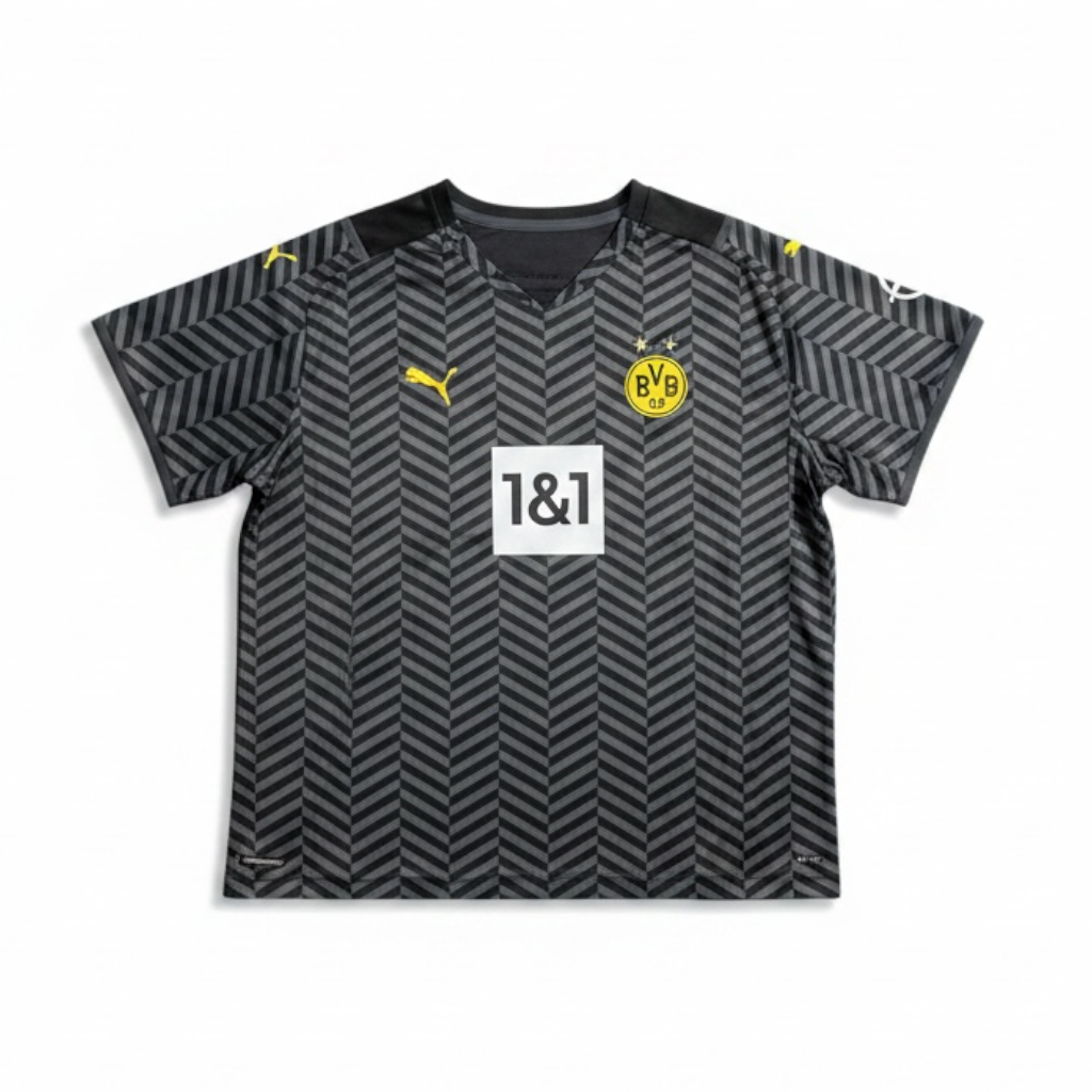 Vintage 21/22 Borussia Dortmund Away Football Shirt