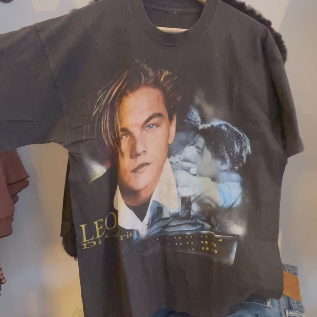 Vintage 90s Leonardo DiCaprio T-Shirt