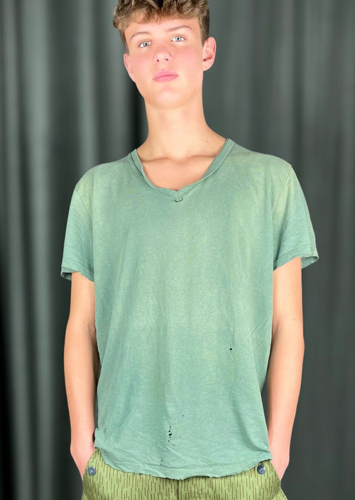 Rare Vintage Army V-neck T-shirt - Restorecph